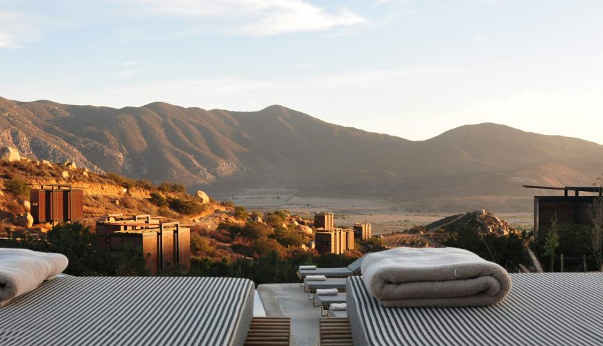 Boutique Hotels vs. Big Chains: Which One is Right for You?